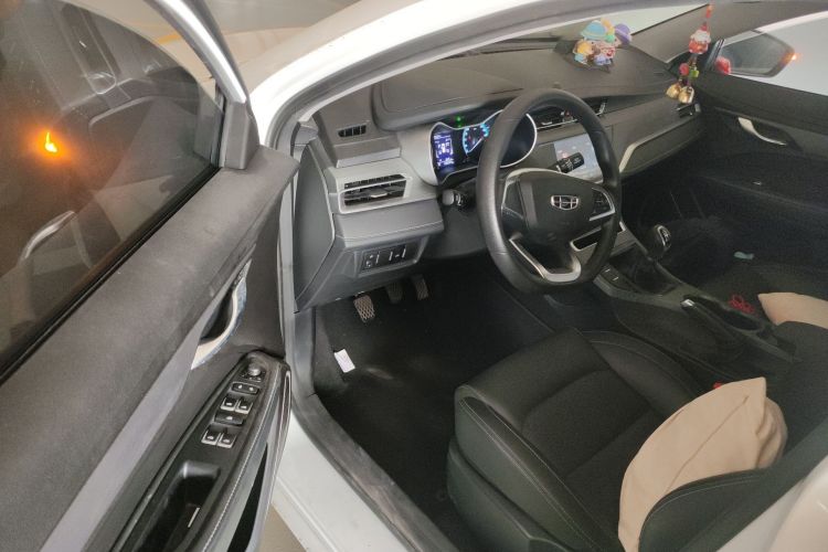 GEELY Emgrand 2021 #9 GEELY Emgrand 2021 car image #9