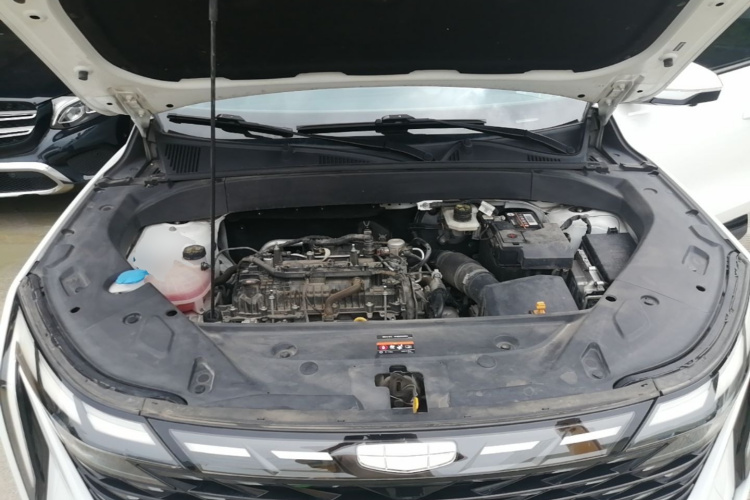 GEELY Boyue L 2023 car image #22
