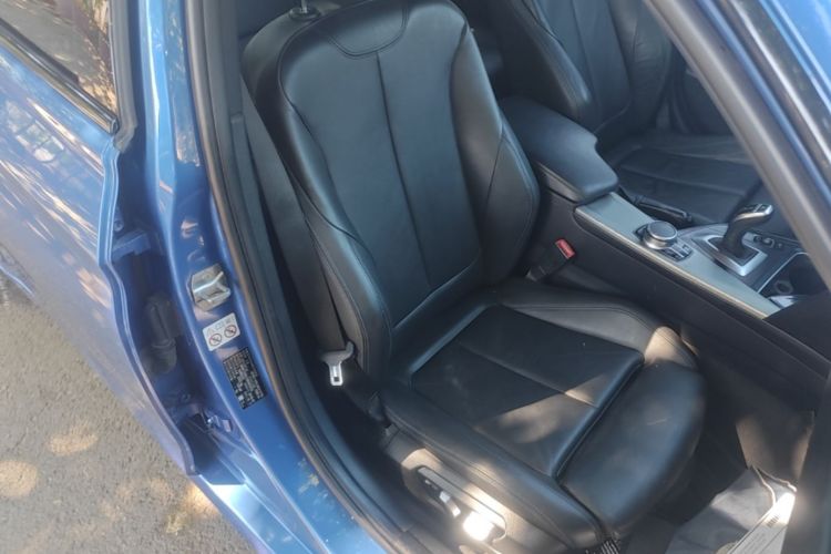 BMW 3 Series 2018 #24 BMW 3 Series 2018 car image #24