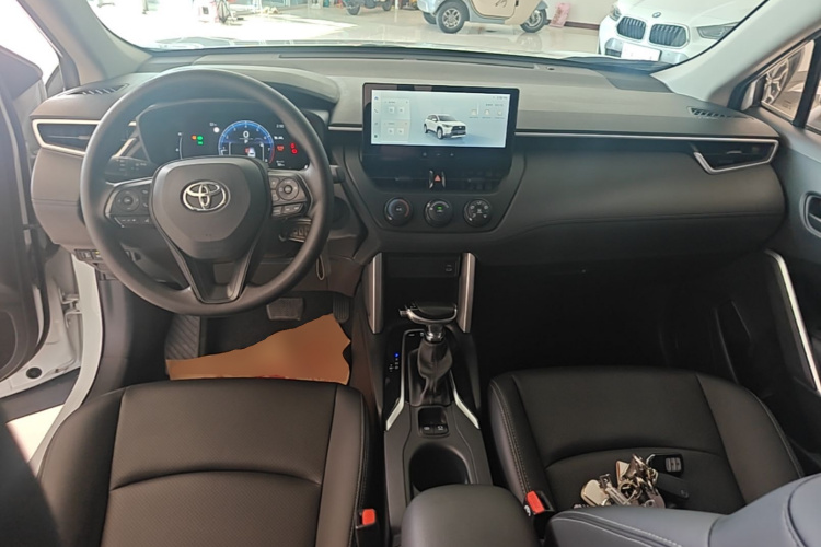 Toyota Corolla Cross 2023 #11 Toyota Corolla Cross 2023 car image #11