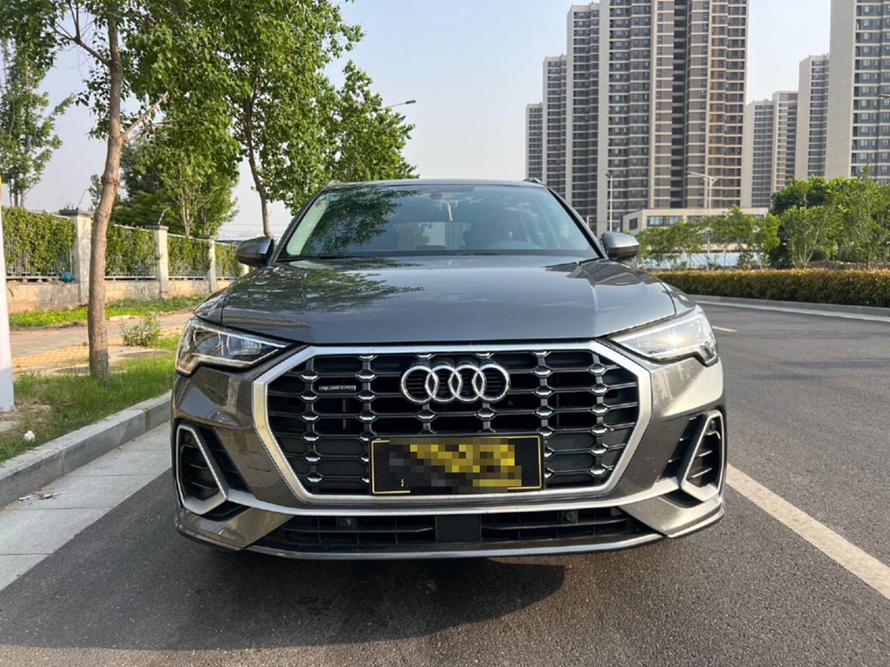 Audi Q3 2022 car image #4