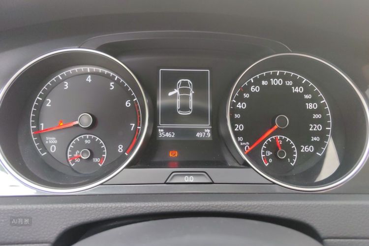 Volkswagen Golf 2017 car image #13