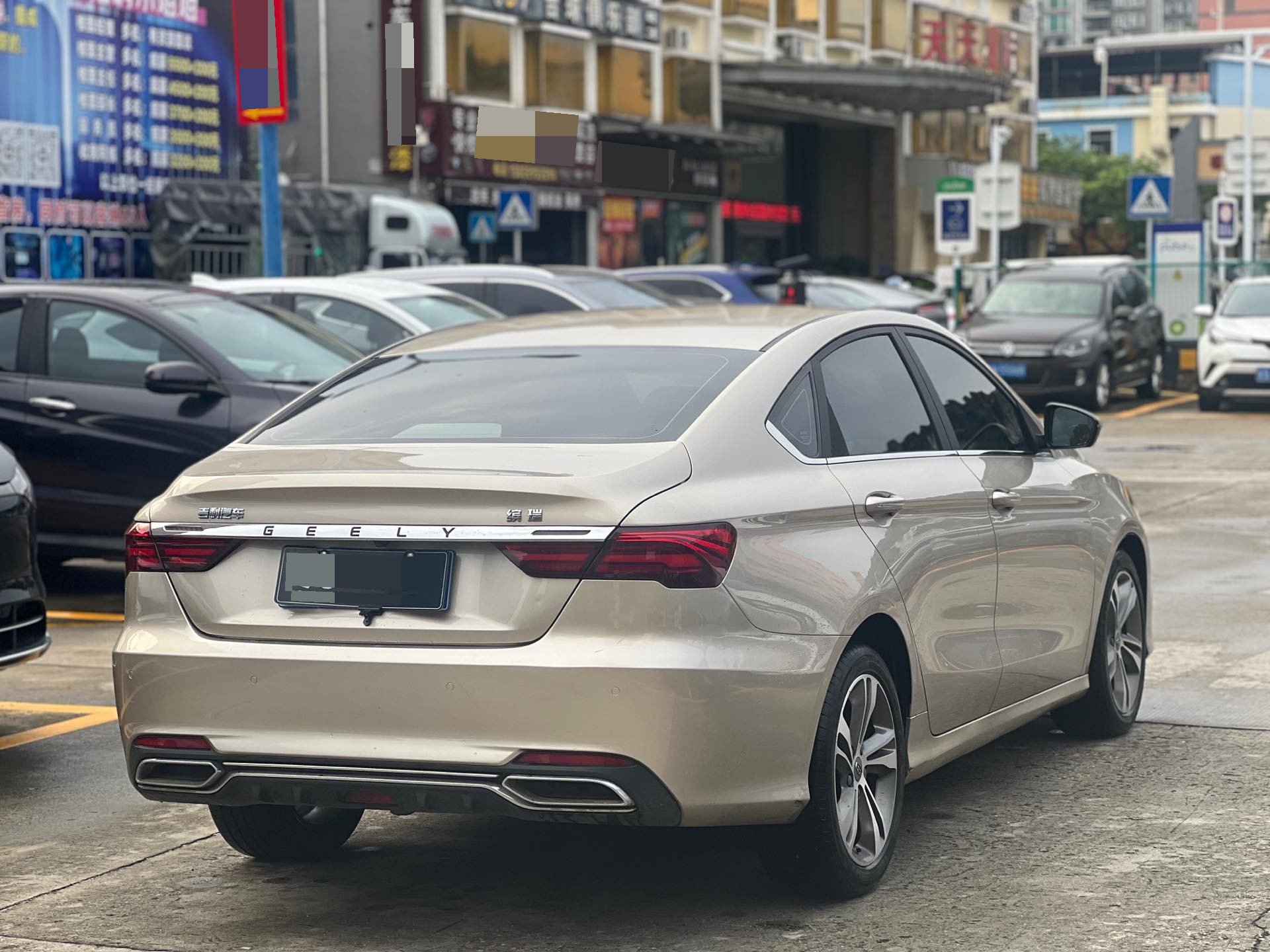 GEELY Binray 2019 car image #11