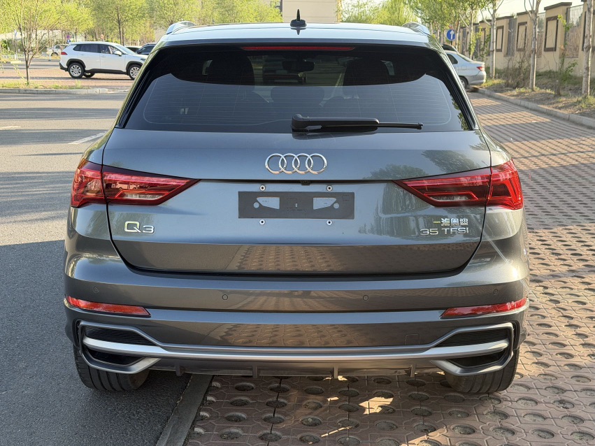 Audi Q3 2022 #5 Audi Q3 2022 car image #5