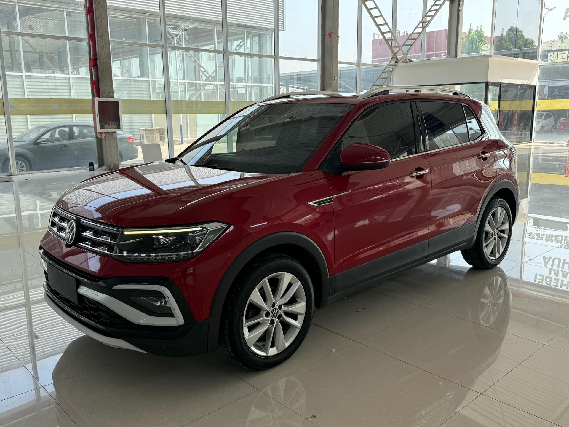Volkswagen T-Cross 2021 Volkswagen T-Cross 2021 car image