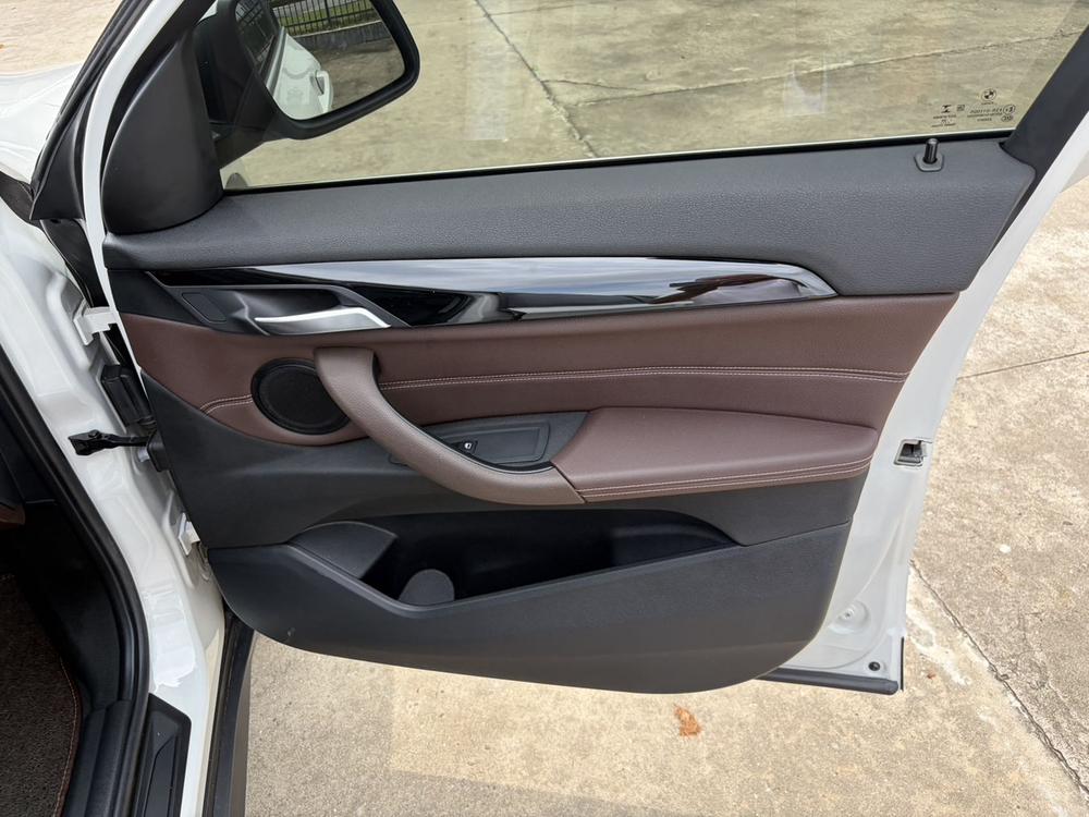 BMW X1 2020 car image #8