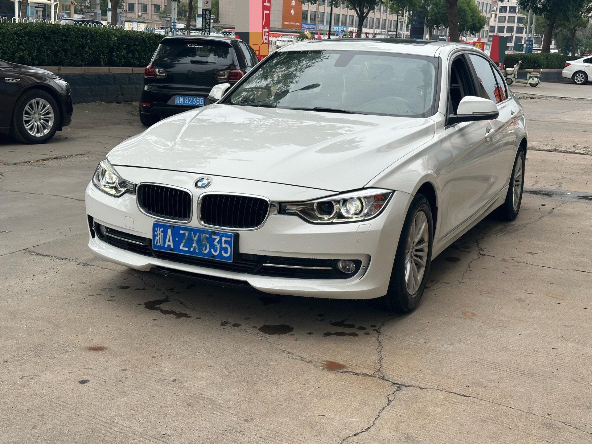 2014 2014 car image