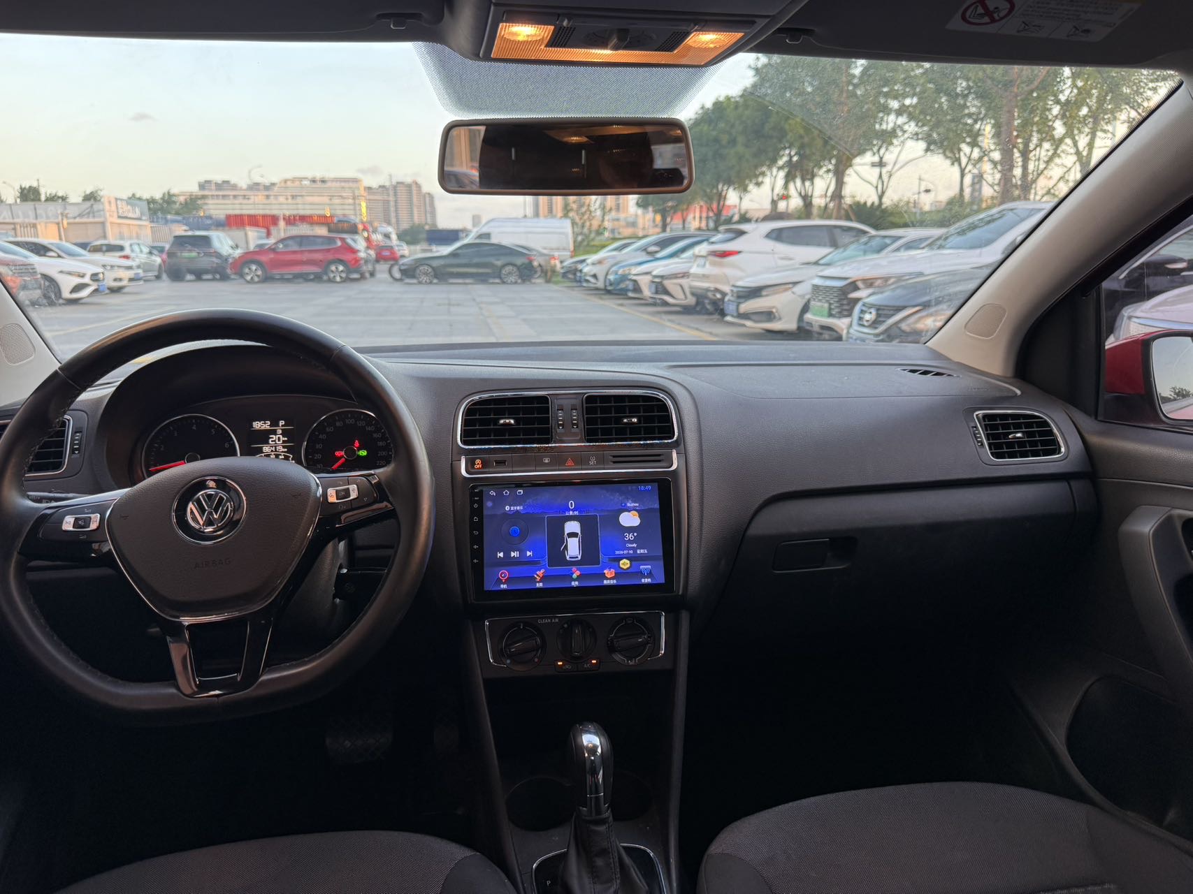 Volkswagen Polo 2018 immagine di auto #6