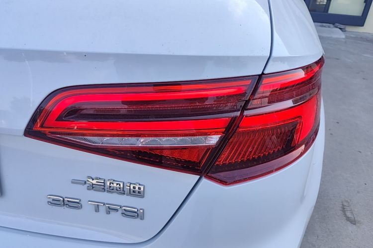 Audi A3 2018 #8 Audi A3 2018 car image #8