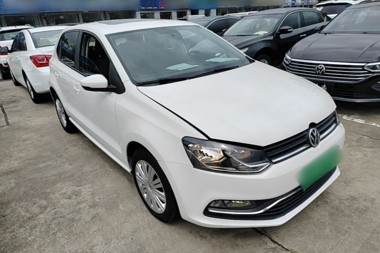 Volkswagen Polo 2019 car image #4