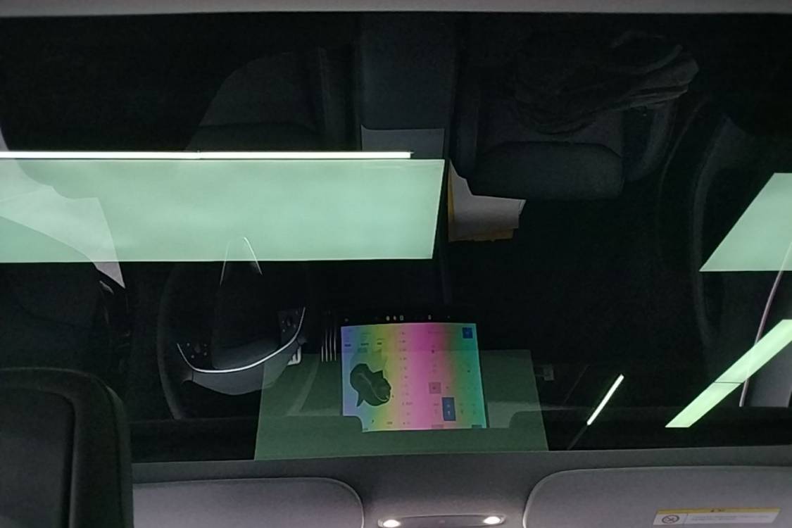 Tesla Model 3 2024 car image #14