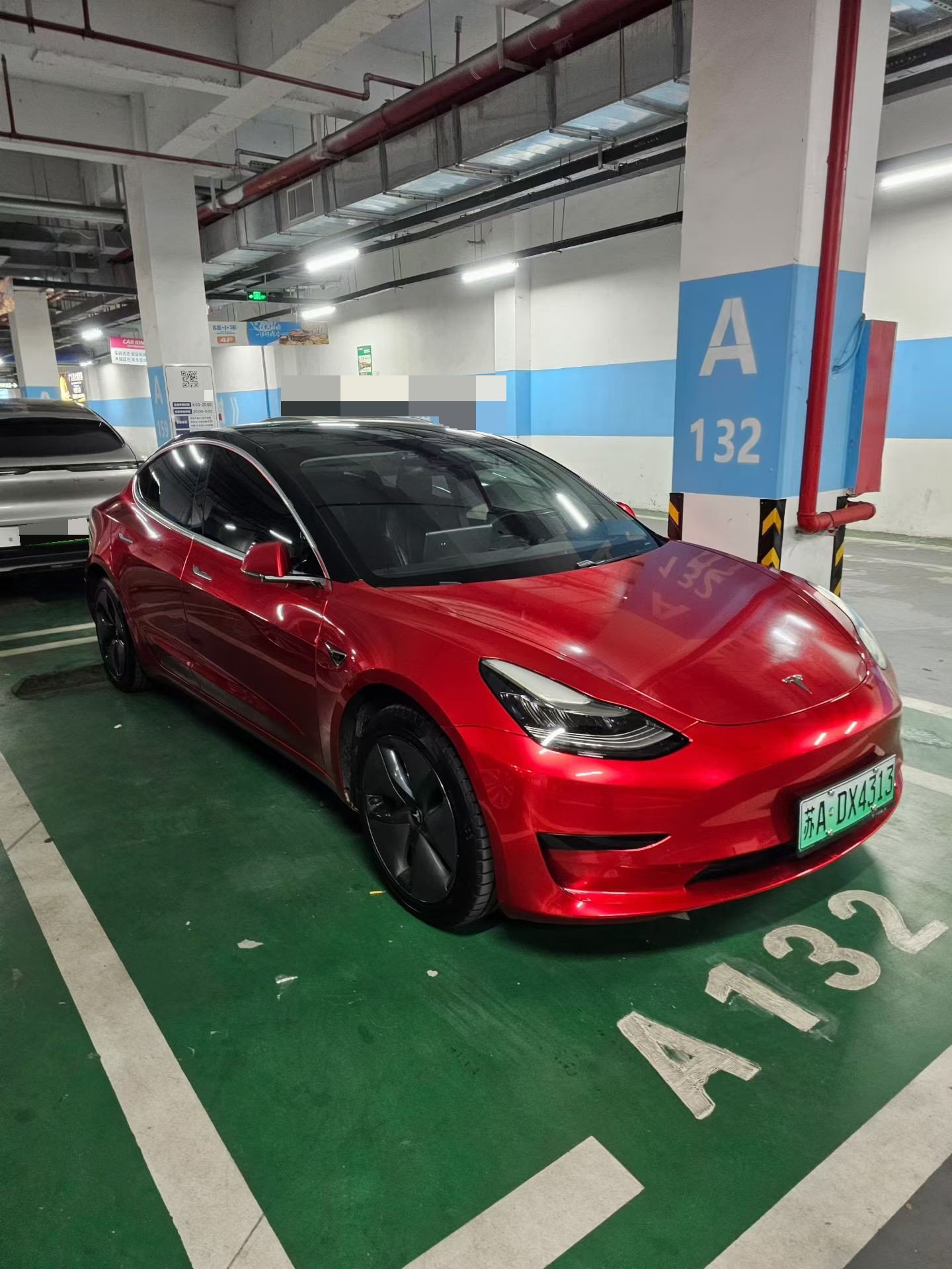 Tesla Model 3 2020 car image 