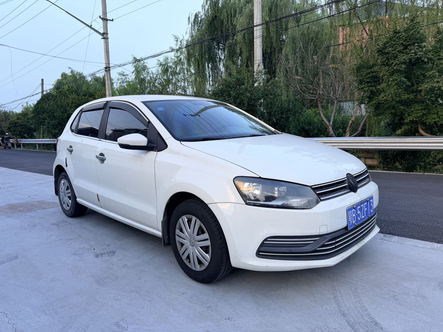 Volkswagen Polo 2017 car image #3