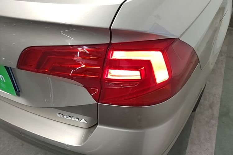 Volkswagen Bora 2016 #8 Volkswagen Bora 2016 car image #8