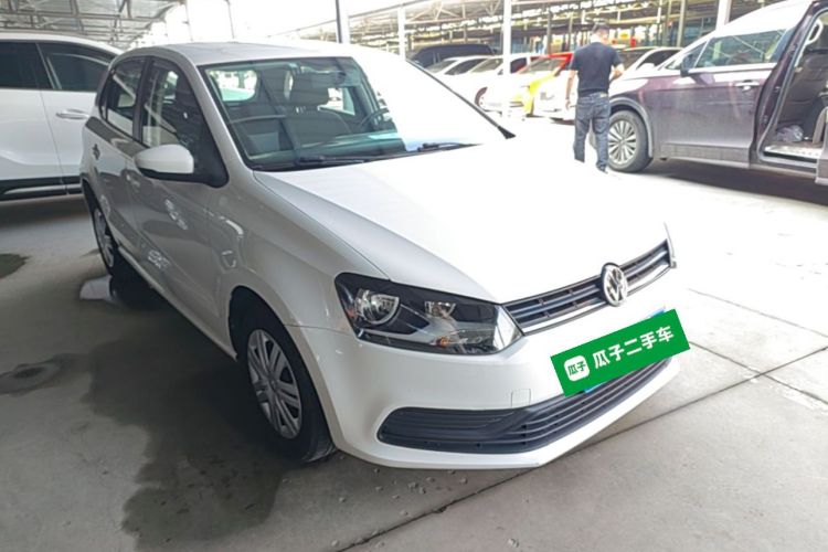 Volkswagen Polo 2018 car image #4