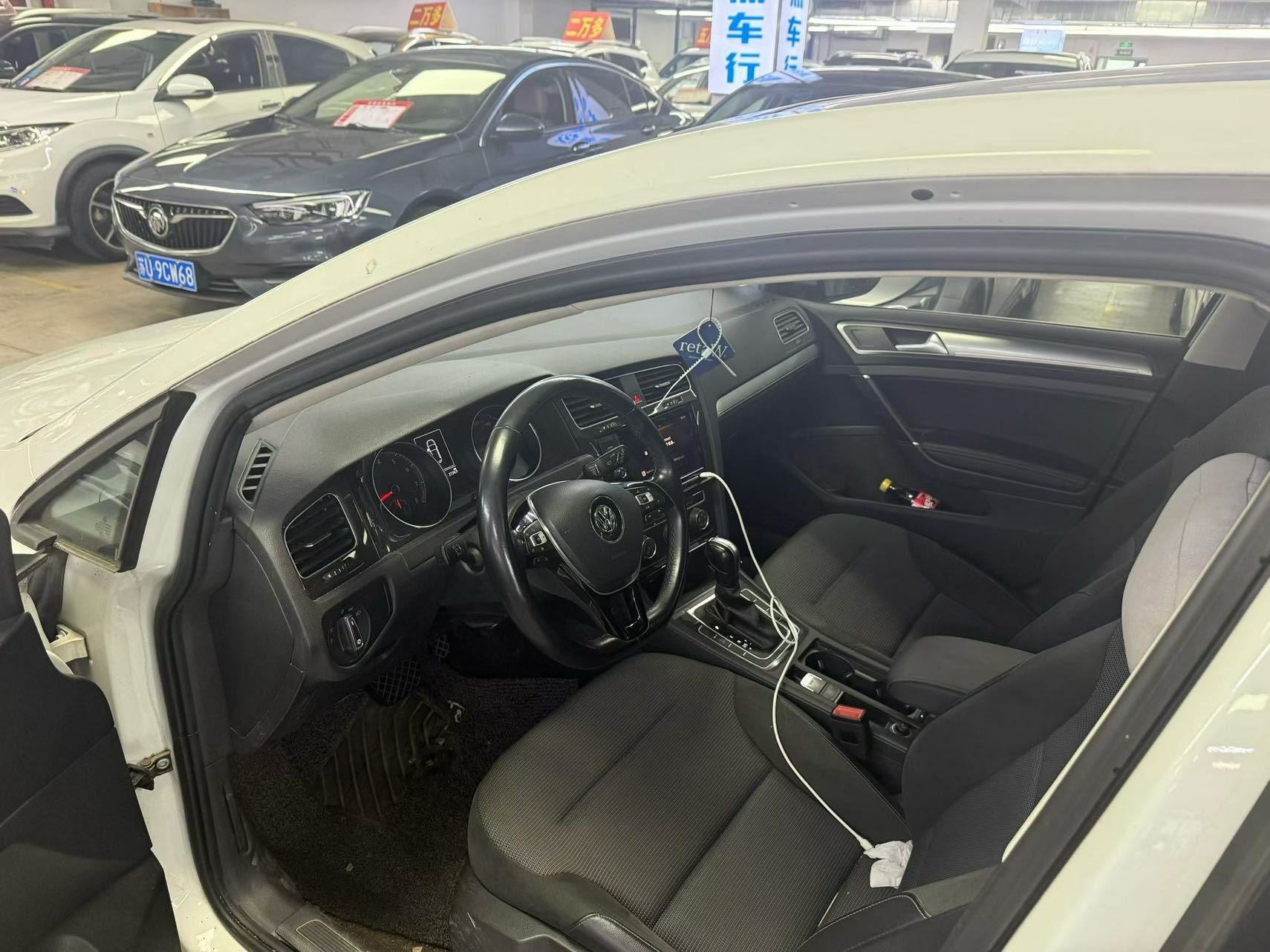 Volkswagen Golf 2019 #4 Volkswagen Golf 2019 car image #4
