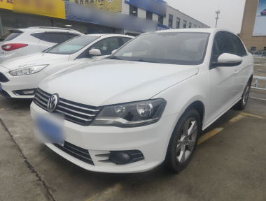 Volkswagen Bora 2016 immagine di auto 