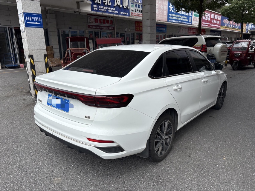 GEELY Emgrand 2021 #2 GEELY Emgrand 2021 car image #2