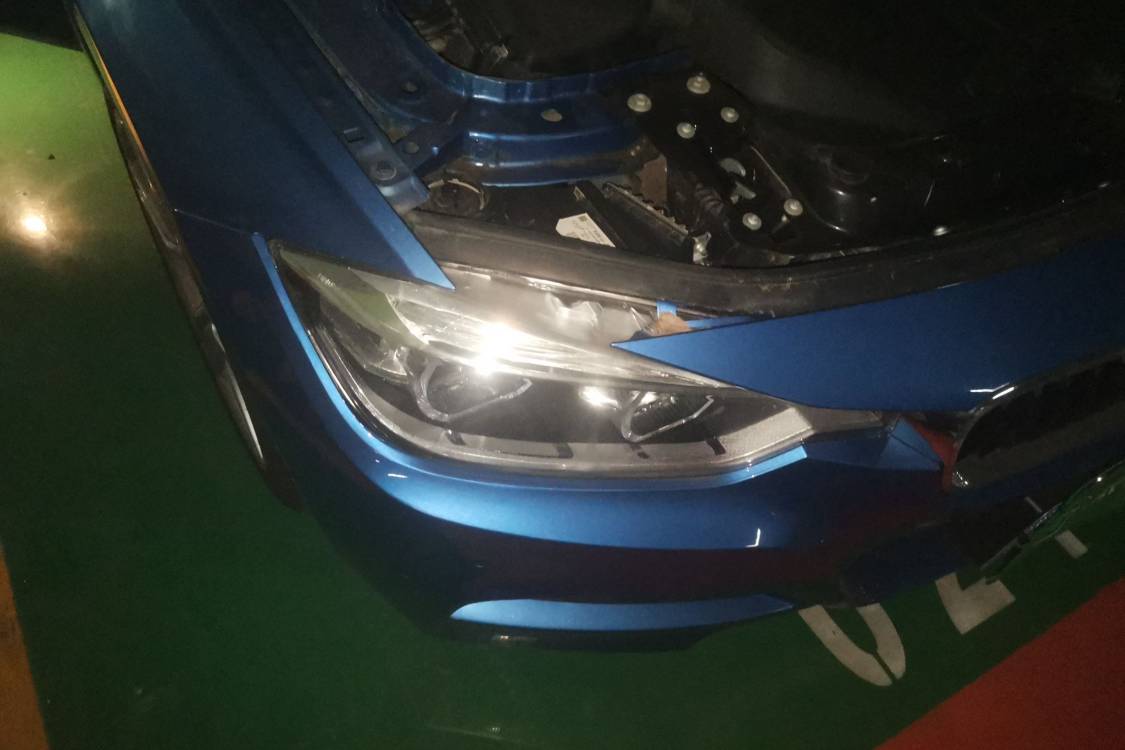 BMW 3 Series 2017 #7 BMW 3 Series 2017 car image #7