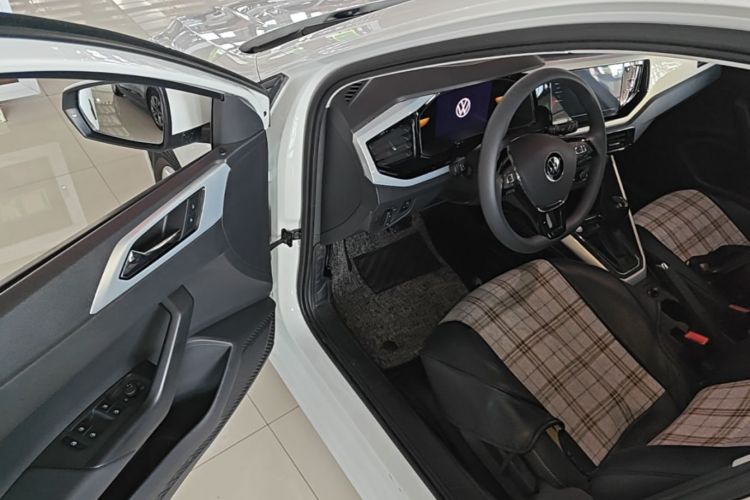 Volkswagen Polo 2023 #16 Volkswagen Polo 2023 car image #16