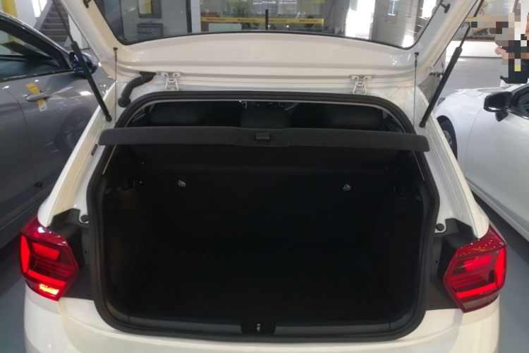 Volkswagen Polo 2019 #19 Volkswagen Polo 2019 car image #19