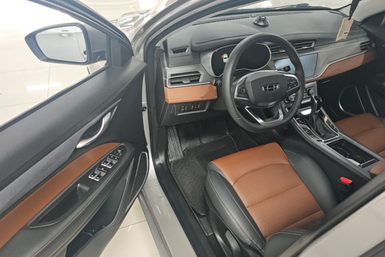GEELY Emgrand 2021 #16 GEELY Emgrand 2021 car image #16