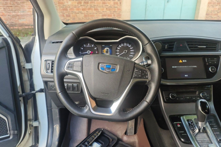 GEELY Emgrand GS 2016 car image #12