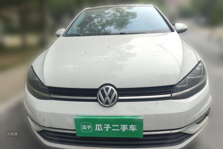Volkswagen Golf 2018 car image #3