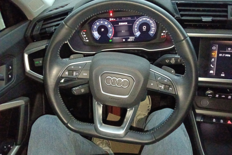 Audi Q3 2021 #11 Audi Q3 2021 car image #11