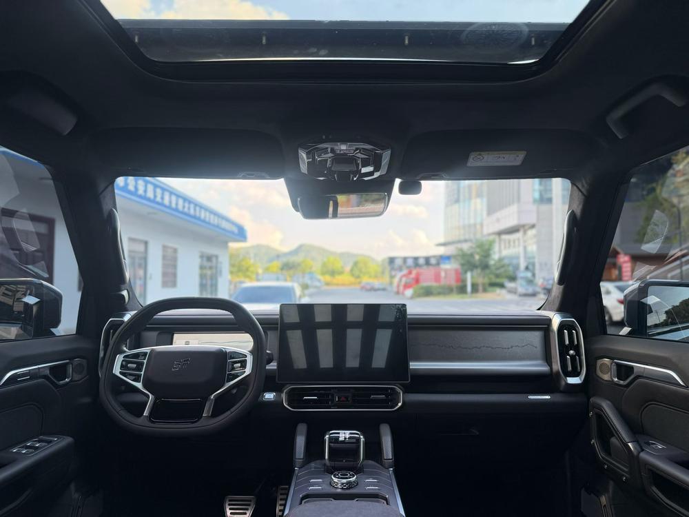 2024 car image #7