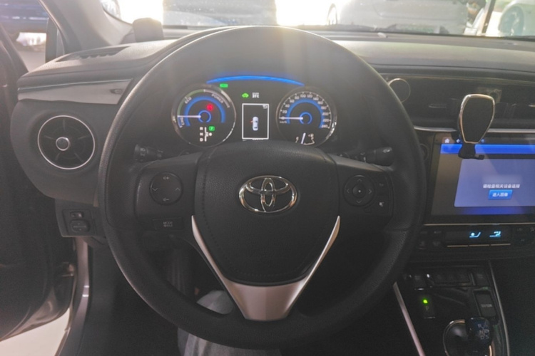 Toyota Corolla 2018 immagine di auto #11