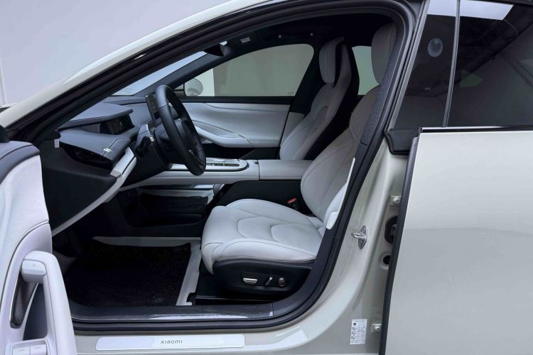 MI SU7 2025 car image #15