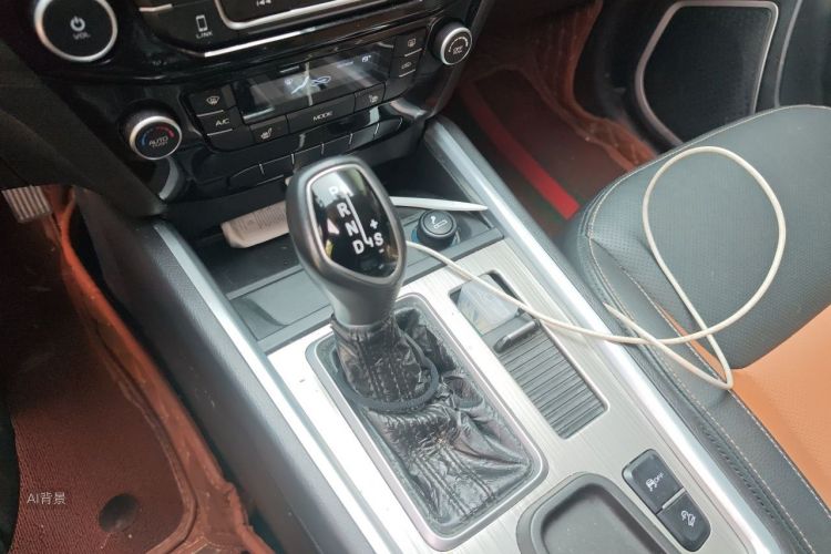 GEELY Vision X6 2018 car image #16