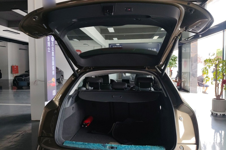 Audi Q3 2019 #19 Audi Q3 2019 car image #19