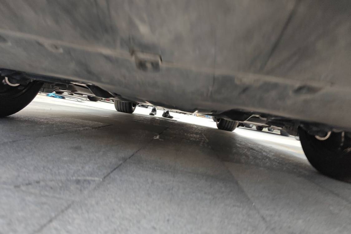 Tesla Model Y 2024 car image #14