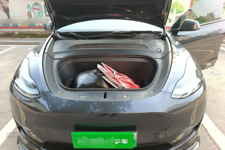 Tesla Model Y 2024 #22 Tesla Model Y 2024 immagine di auto #22