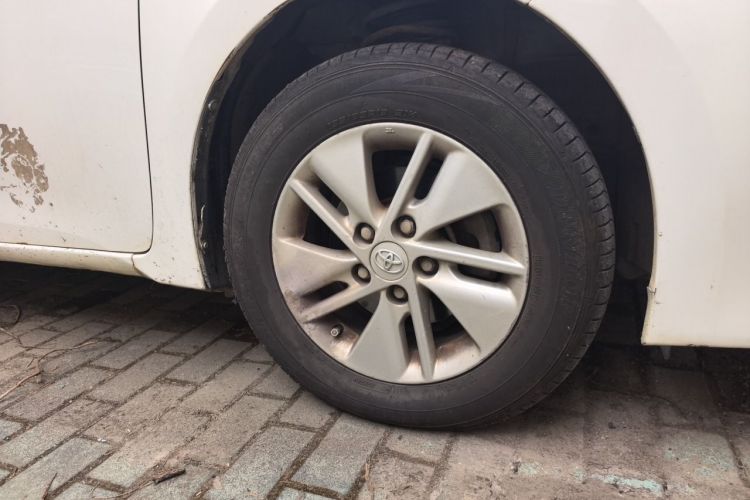 Toyota Corolla 2017 car image #6