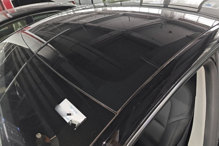 Tesla Model Y 2021 #21 Tesla Model Y 2021 immagine di auto #21