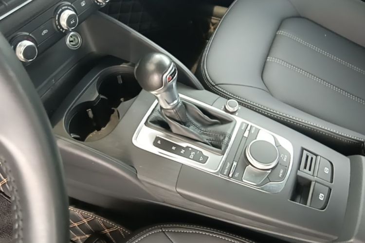 Audi A3 2020 immagine di auto #18
