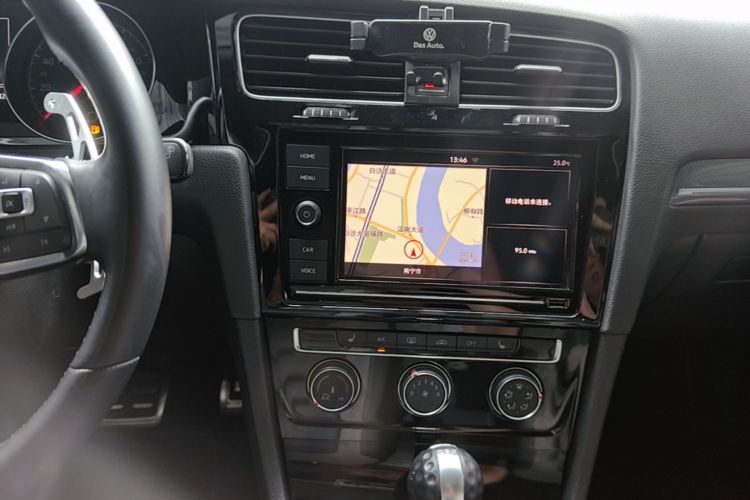 Volkswagen Golf 2019 #13 Volkswagen Golf 2019 car image #13
