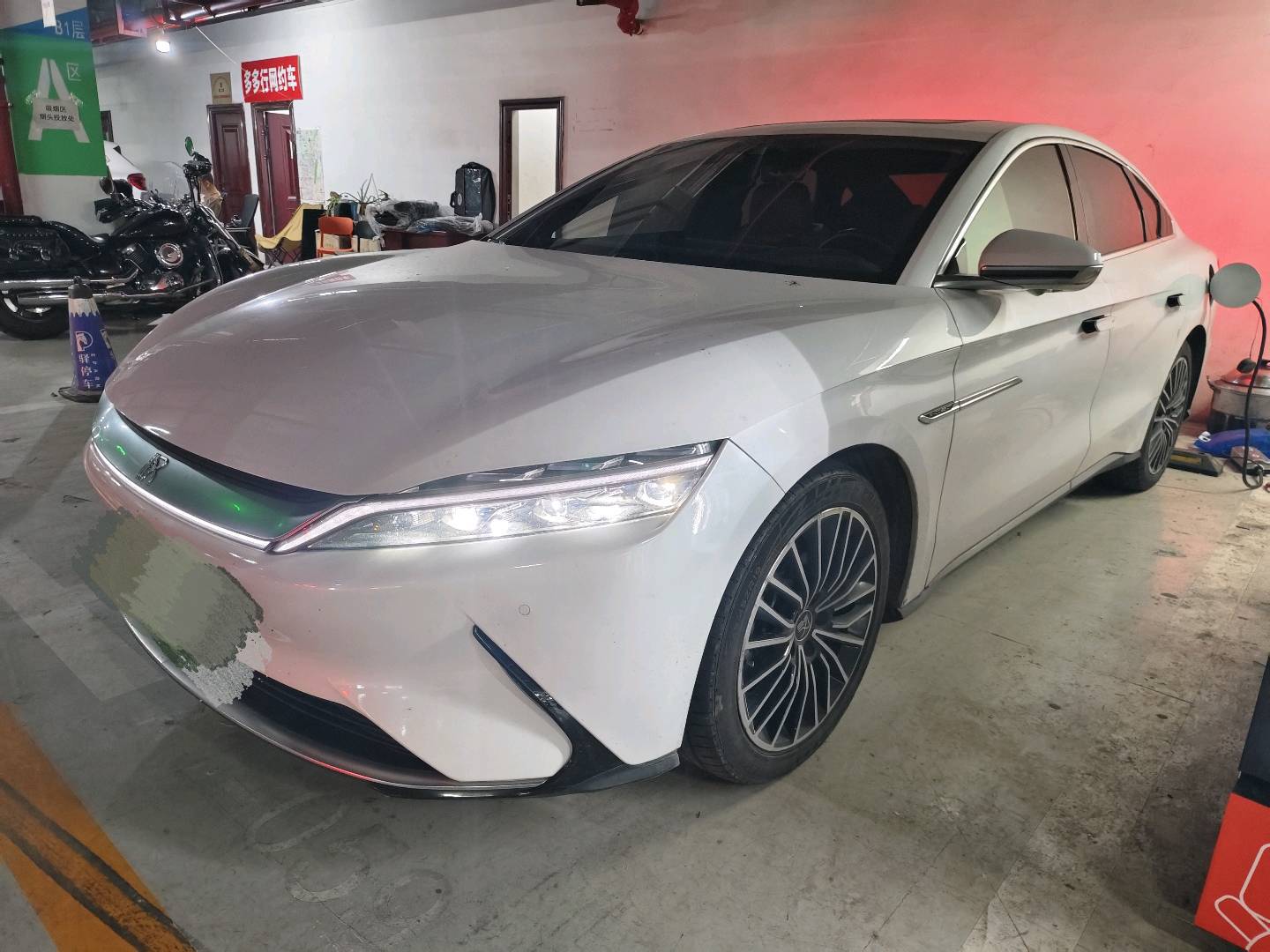 BYD Han 2020 BYD Han 2020 immagine di auto