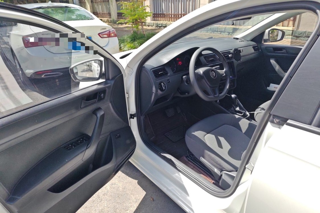 Volkswagen Santana 2019 car image #23