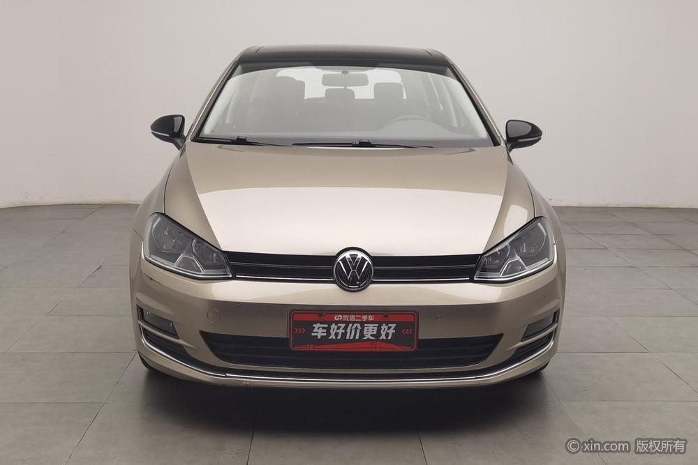 Volkswagen Golf 2017 car image #2