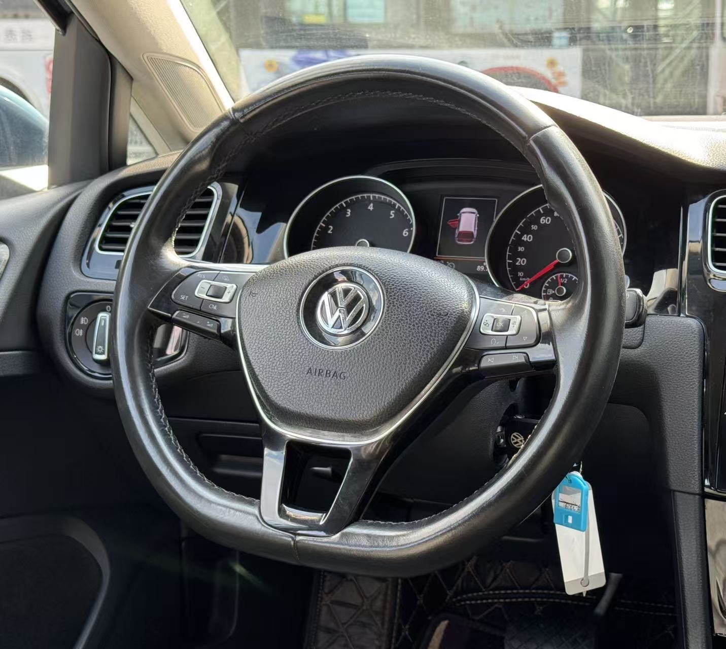Volkswagen Golf (Imported) 2015 car image #8