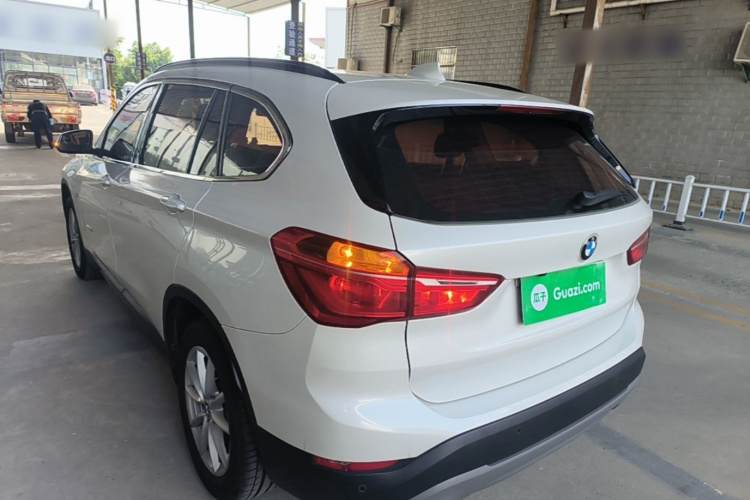 BMW X1 2018 #5 BMW X1 2018 car image #5
