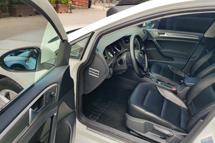 Volkswagen Golf 2017 #16 Volkswagen Golf 2017 car image #16