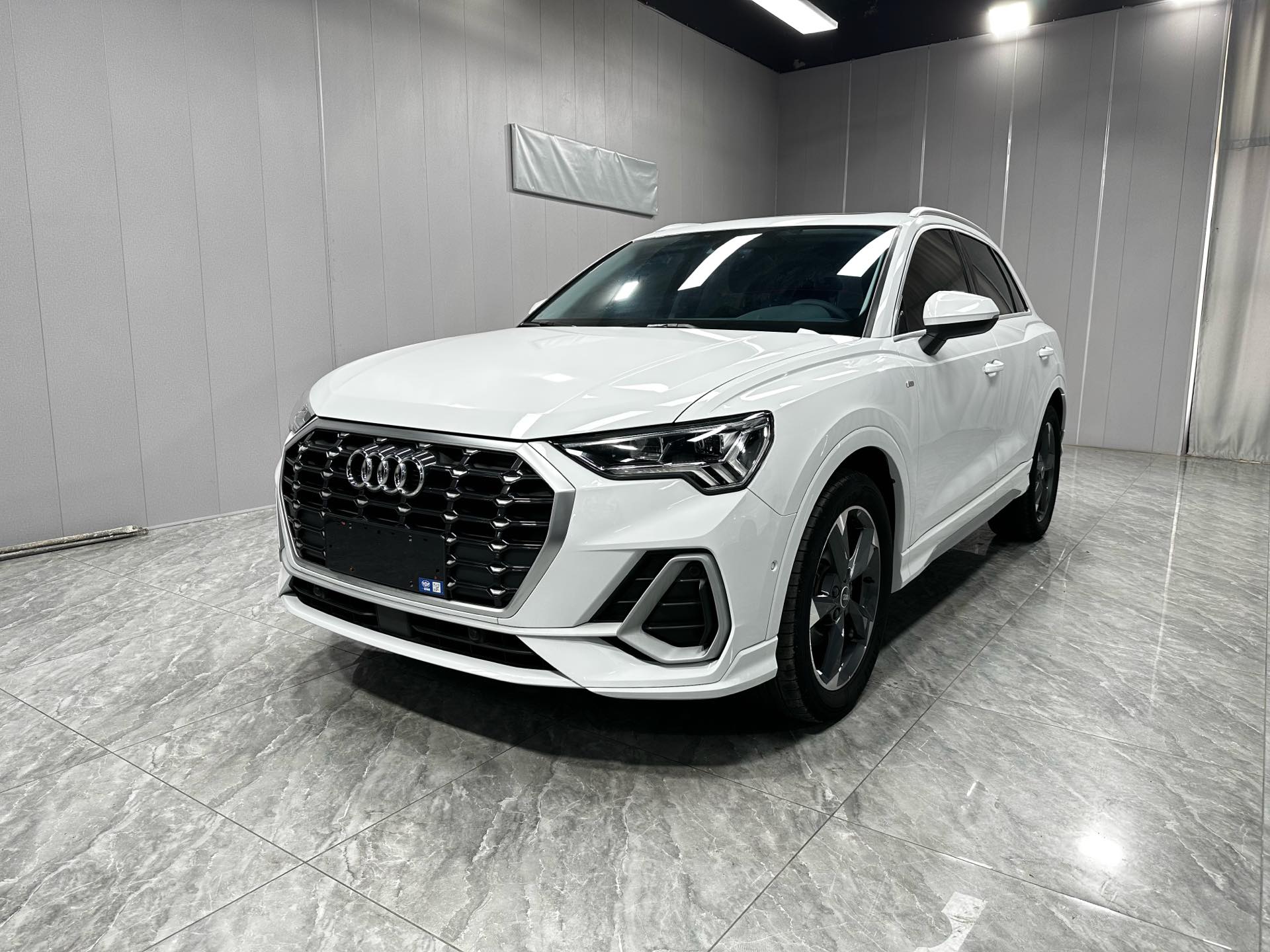 Audi Q3 2022 Audi Q3 2022 car image