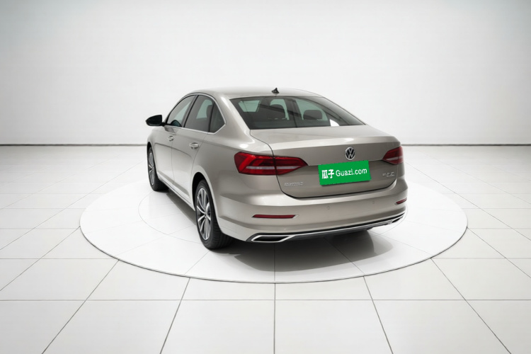 Volkswagen Lavida 2019 car image #5