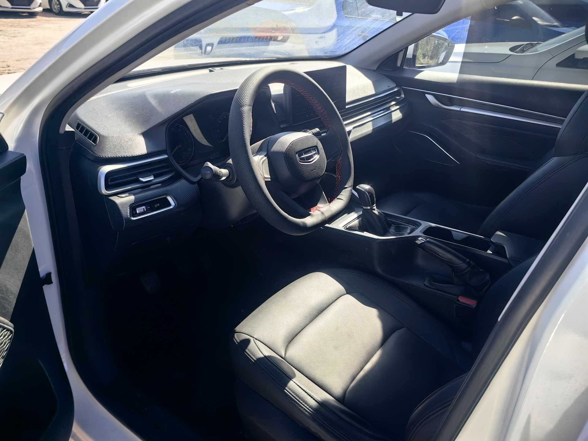GEELY Emgrand 2024 #5 GEELY Emgrand 2024 صورة سيارة #5
