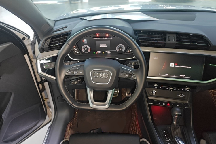 Audi Q3 2024 #11 Audi Q3 2024 car image #11